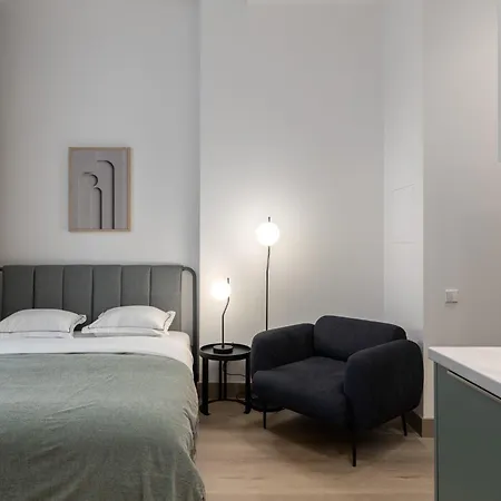 Apartment M4 Centre - 5 Min To Old Town