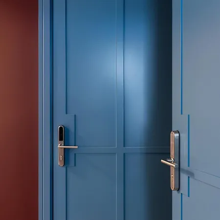 M4 Apartment *