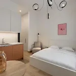 Апартаменты M4 Centre - 5 Min To Old Town Рига